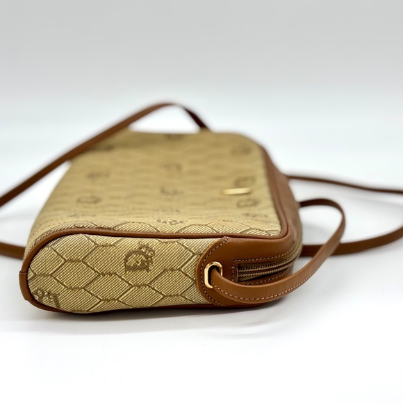 Christian Dior Beige Honeycomb Small Crossbody Bag - Picture 5 of 10